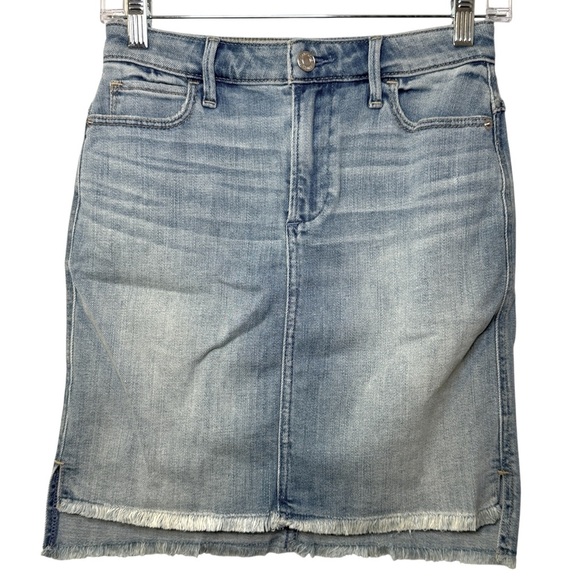 ABERCROMBIE & FITCH Denim Step Hem Skirt Raw Hem Womens size 25 light wash - Picture 1 of 7